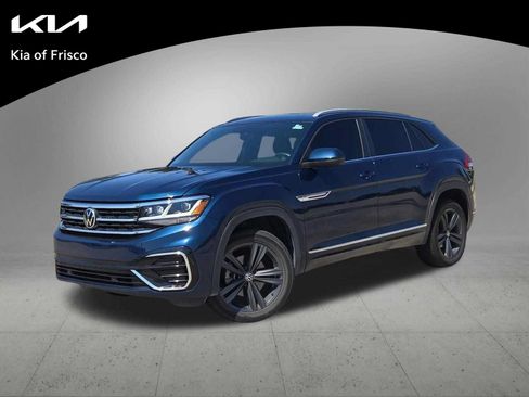 Used 2021 Volkswagen Atlas Cross Sport SE w/ Panoramic Sunroof Package FWD image 1