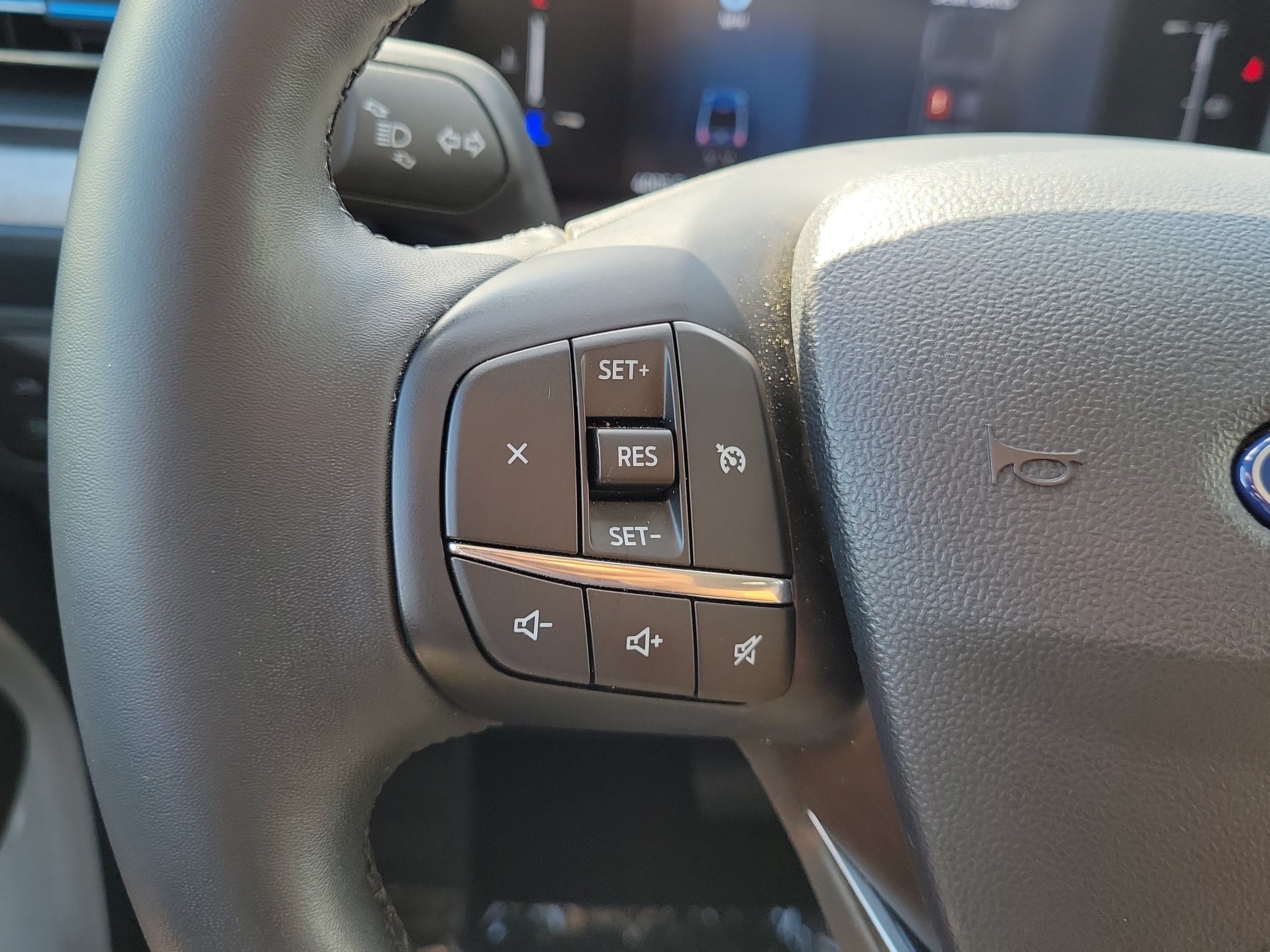 Certified 2025 Ford Maverick XLT FWD image 24