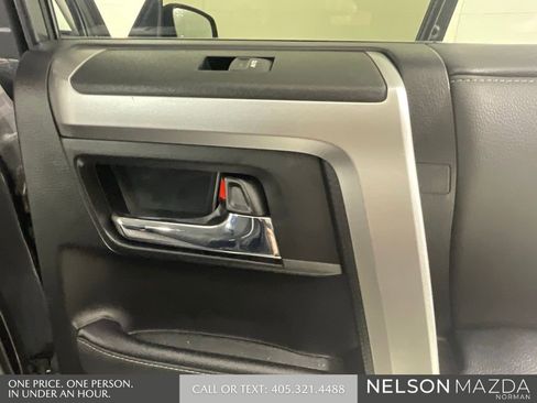 Used 2020 Toyota 4Runner SR5 Premium w/ Moonroof Package AWD/4WD image 23