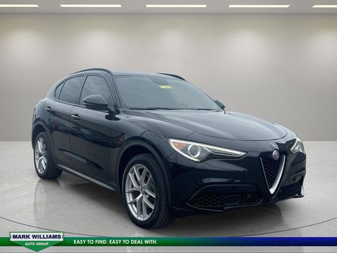 Used 2018 Alfa Romeo Stelvio Ti Sport AWD/4WD image 1