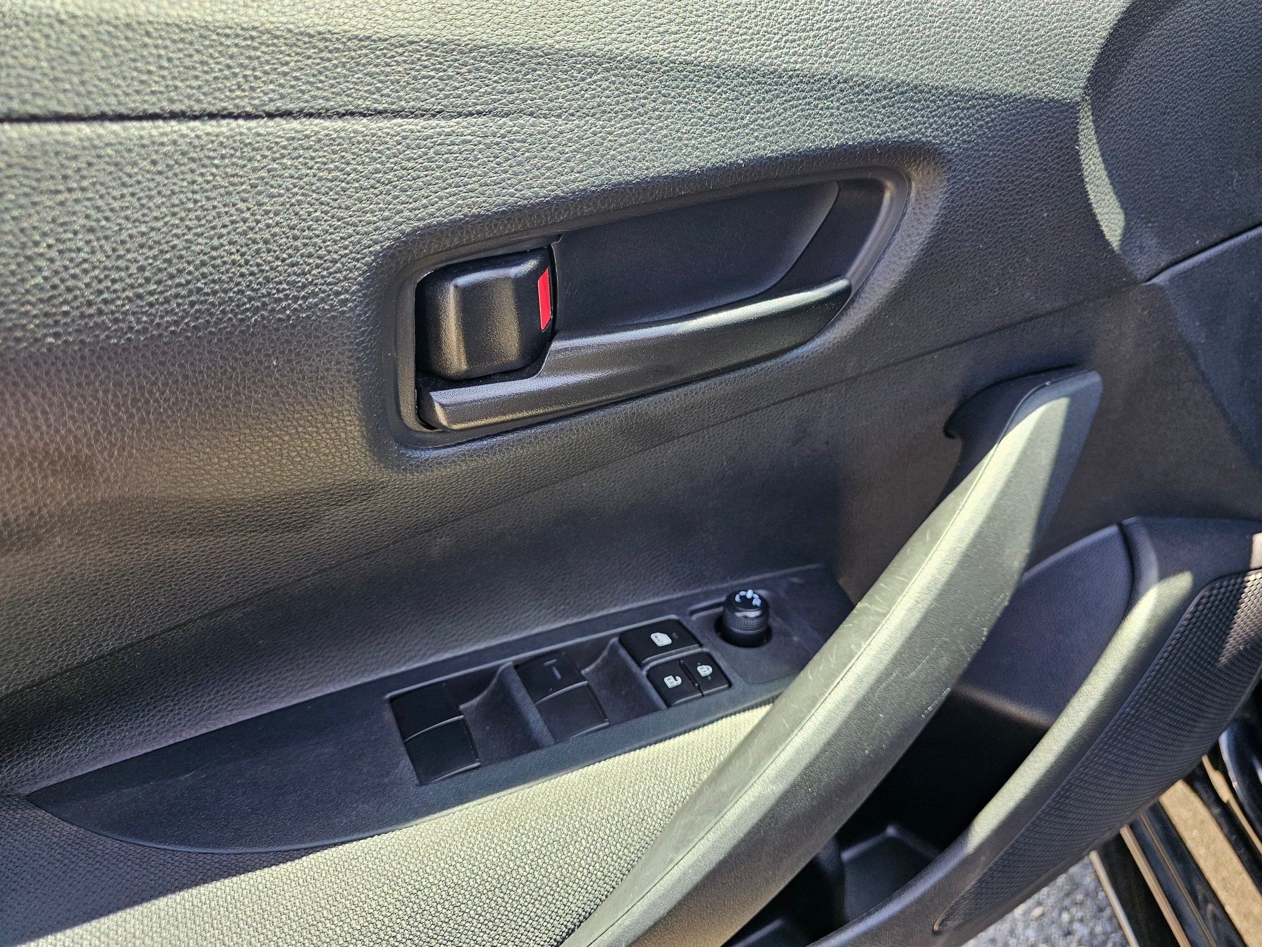 Used 2023 Toyota Corolla LE FWD image 14