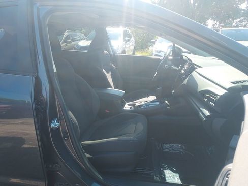 Certified 2026 Subaru Crosstrek 2.5i Premium AWD/4WD image 31