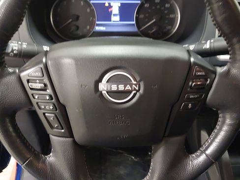 Used 2022 Nissan Frontier SV AWD/4WD image 36