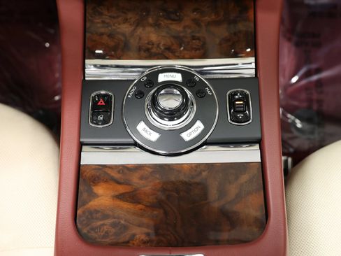 Used 2013 Rolls-Royce Ghost RWD image 45