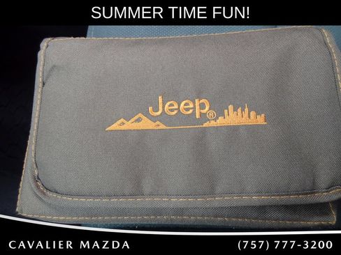 Used 2018 Jeep Wrangler Sport AWD/4WD image 38