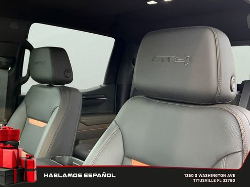 Certified 2022 GMC Sierra 1500 AT4 w/ AT4 Premium Package image 26