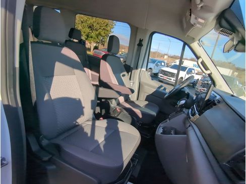 Used 2025 Ford Transit 350 XLT image 29