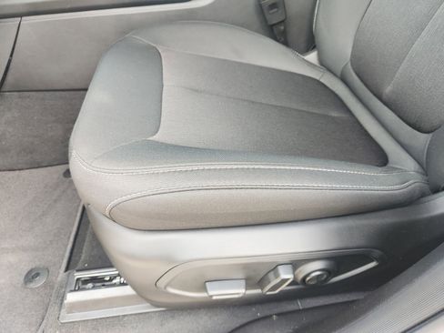 New 2025 Jeep Grand Cherokee Laredo image 19