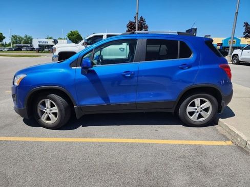 Used 2016 Chevrolet Trax LT w/ LT Convenience Package FWD image 7