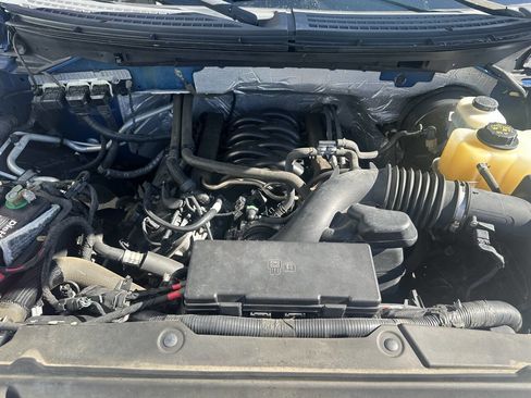 Used 2013 Ford F150 XLT w/ Mid Equipment Group image 19