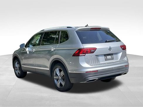 Used 2020 Volkswagen Tiguan SEL AWD/4WD image 5