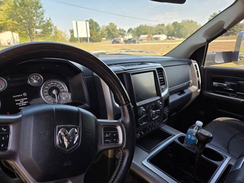 Used 2015 RAM 2500 Limited image 8