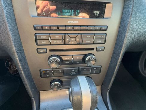 Used 2014 Ford Mustang Premium image 9