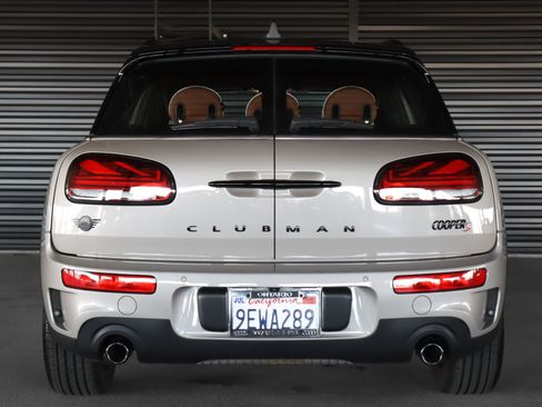 Used 2024 MINI Cooper Clubman S w/ Signature Upholstery Package FWD image 16
