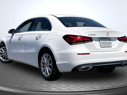 Used 2021 Mercedes-Benz A 220 image 2
