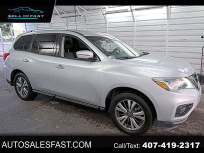 Used 2018 Nissan Pathfinder SV