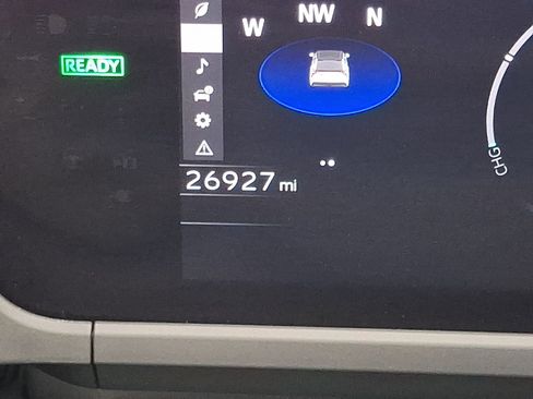 Used 2024 Toyota bZ4X FWD image 5