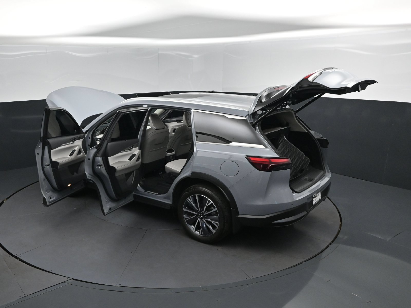 Certified 2026 INFINITI QX60 Luxe w/ Cargo Package FWD image 2