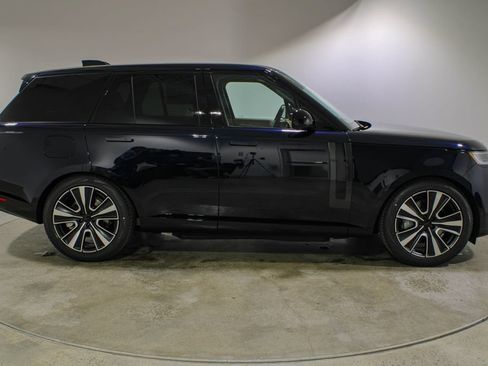 New 2026 Land Rover Range Rover SE AWD/4WD image 6