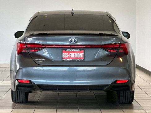 Certified 2020 Toyota Avalon XSE w/ All Weather Liner Package image 5