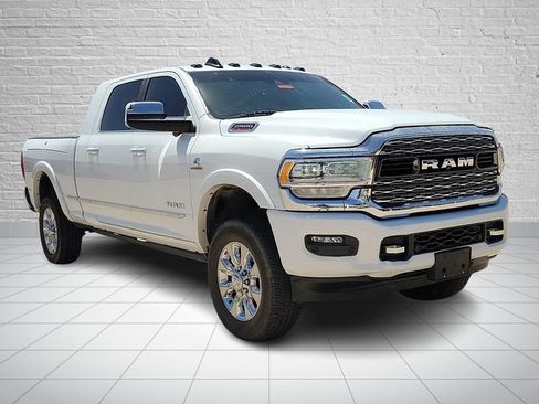 Used 2022 RAM 2500 Limited AWD/4WD image 6