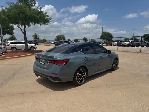 Certified 2025 Nissan Sentra SR w/ SR Premium Package FWD image 6