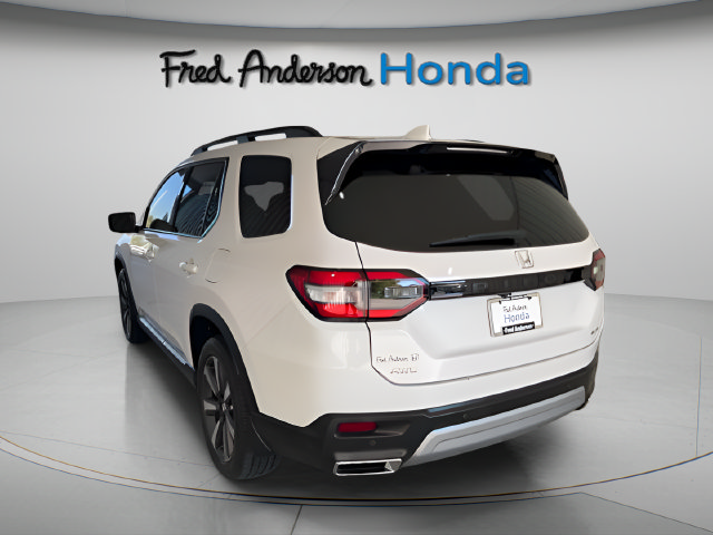 Certified 2025 Honda Pilot Elite image 7