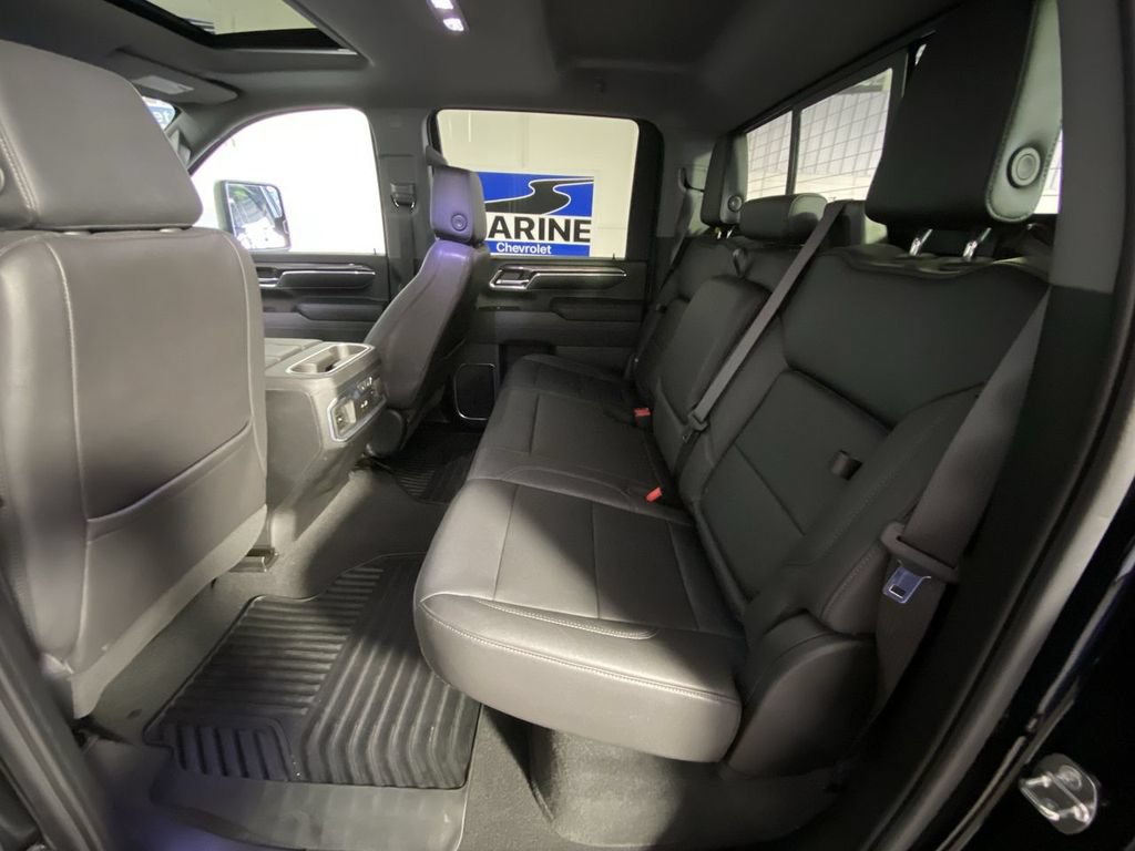 Used 2024 Chevrolet Silverado 2500 LTZ w/ LTZ Convenience Package AWD/4WD image 32