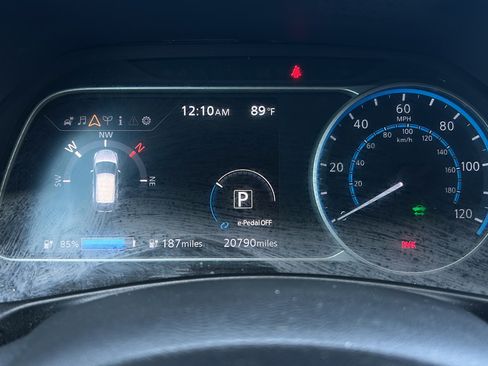 Used 2023 Nissan Leaf SV Plus FWD image 27
