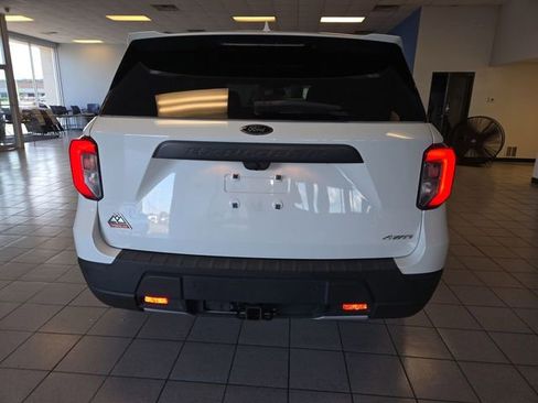 Used 2022 Ford Explorer Timberline AWD/4WD image 7