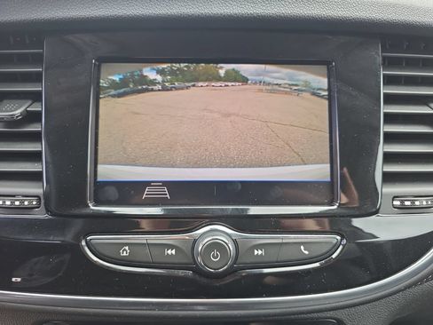 Certified 2022 Buick Encore Preferred w/ Safety Package FWD image 25