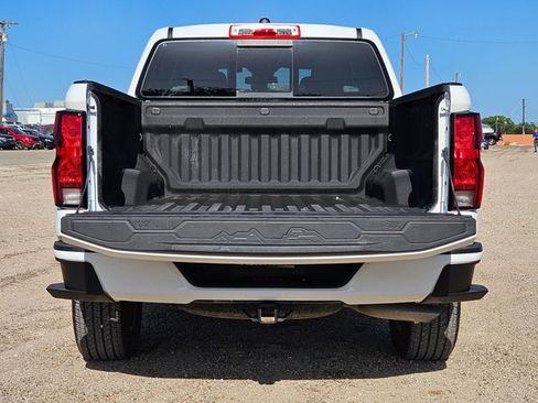 Used 2024 Chevrolet Colorado LT w/ LT Convenience Package RWD image 6