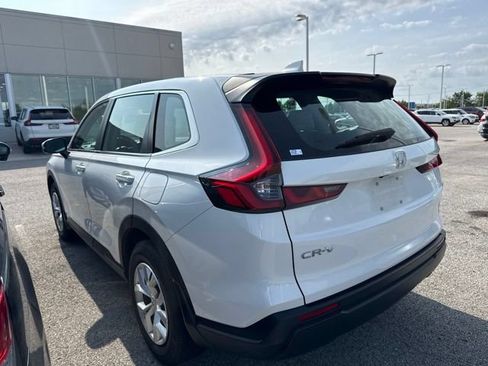 Used 2024 Honda CR-V LX image 4