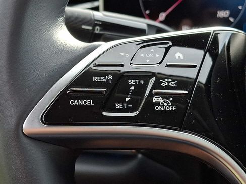 Used 2024 Mercedes-Benz E 350 4MATIC Sedan image 16