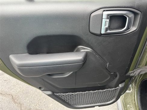 Certified 2024 Jeep Wrangler Unlimited Rubicon image 18