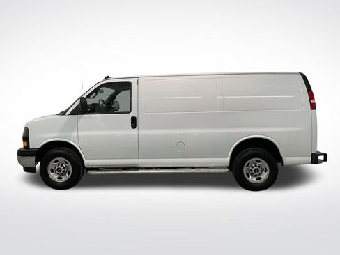 Used 2024 GMC Savana 2500 w/ Driver Convenience Package RWD image 26