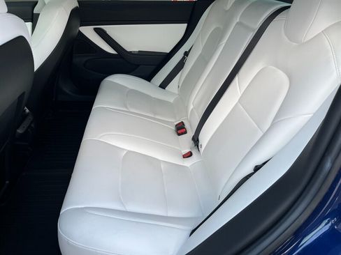 Used 2018 Tesla Model 3 Long Range AWD/4WD image 11