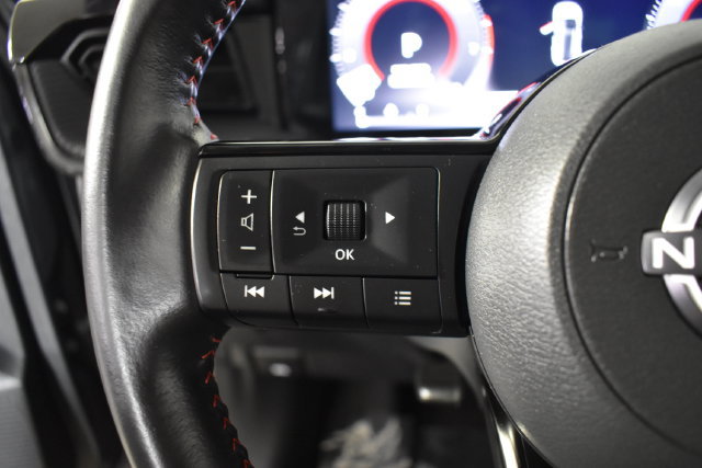 Certified 2025 Nissan Kicks SR AWD/4WD image 14