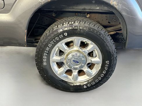 Used 2015 Ford F250 Lariat w/ Lariat Interior Package AWD/4WD image 30