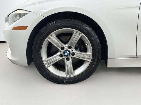 Used 2014 BMW 320i xDrive Sedan AWD/4WD image 29
