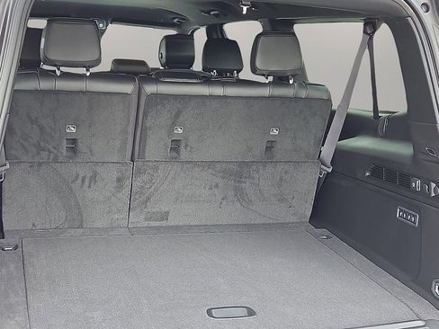 New 2026 Jeep Grand Wagoneer L Limited w/ 8-Passenger Seating Package AWD/4WD image 8