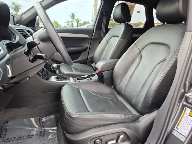 Used 2018 Audi Q3 2.0T Premium Plus w/ Premium Plus Package AWD/4WD image 11