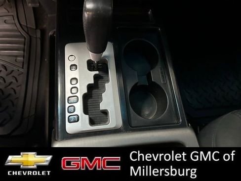 Used 2015 Nissan Titan SV w/ SV Value Truck Package image 26