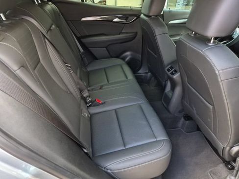 Used 2025 Buick Envision Preferred AWD/4WD image 17