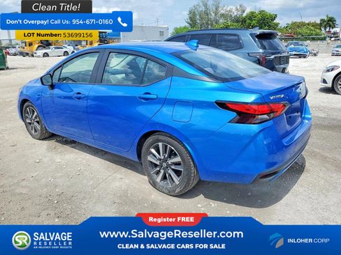 Used 2021 Nissan Versa SV FWD image 3