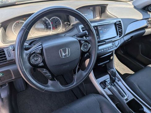 Certified 2017 Honda Accord EX-L image 12
