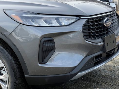 New 2026 Ford Escape Active w/ Active Premium Tech Pack image 2