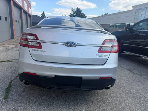 Used 2018 Ford Taurus Limited FWD image 6
