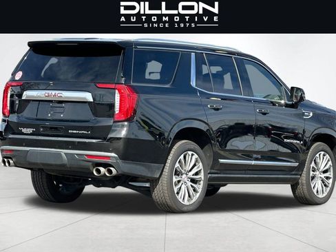 Used 2021 GMC Yukon Denali w/ Denali Premium Package AWD/4WD image 4