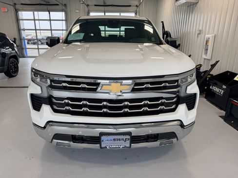 Used 2023 Chevrolet Silverado 1500 LTZ AWD/4WD image 10